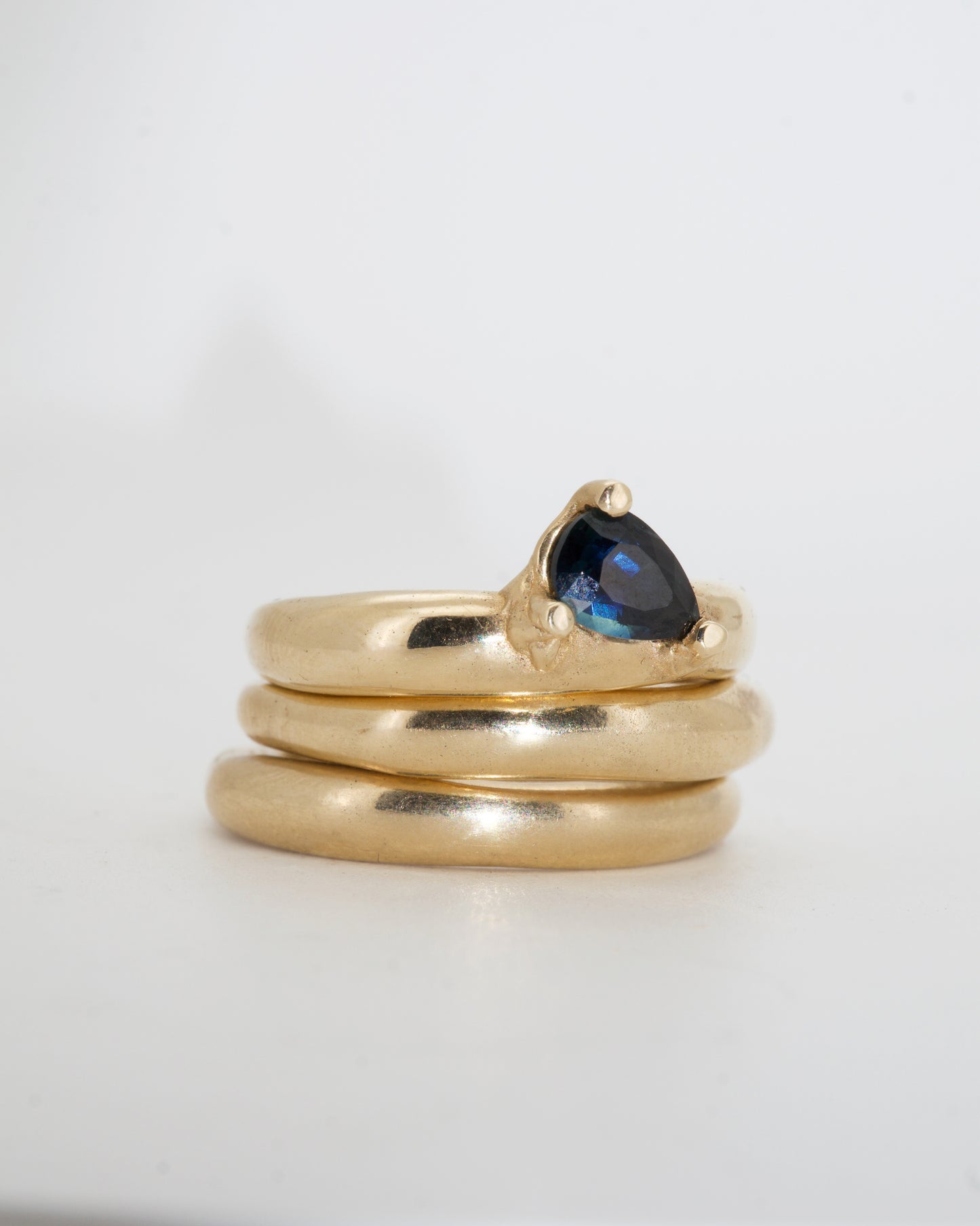 Blue Pear Sapphire Ring & 9ct Yellow Gold