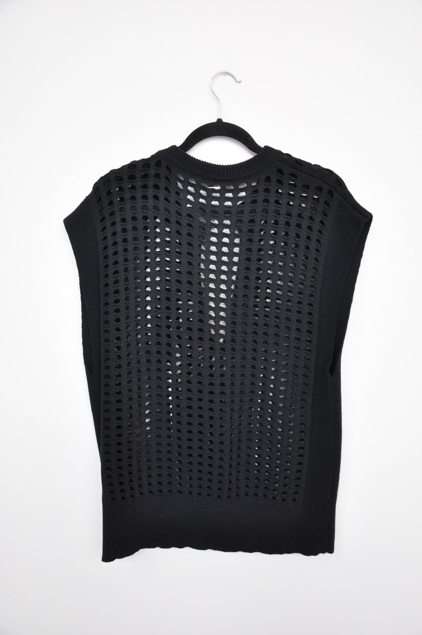 Sense of Place Mesh Knit Vest - Black
