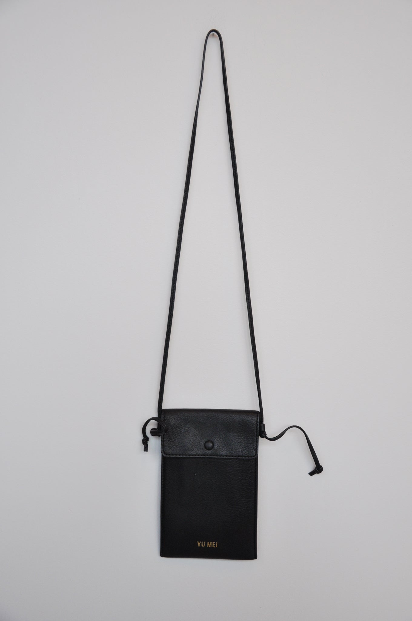 Yu Mei Small Leather Bag - black