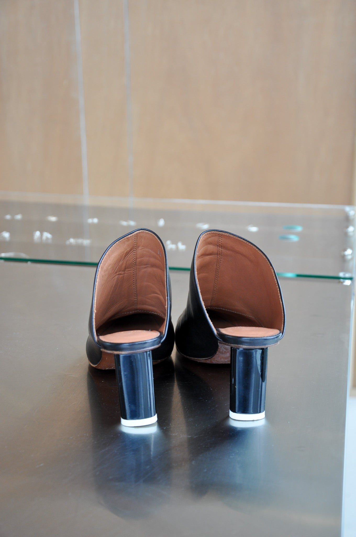Vetements Lighter Heel Mules Black