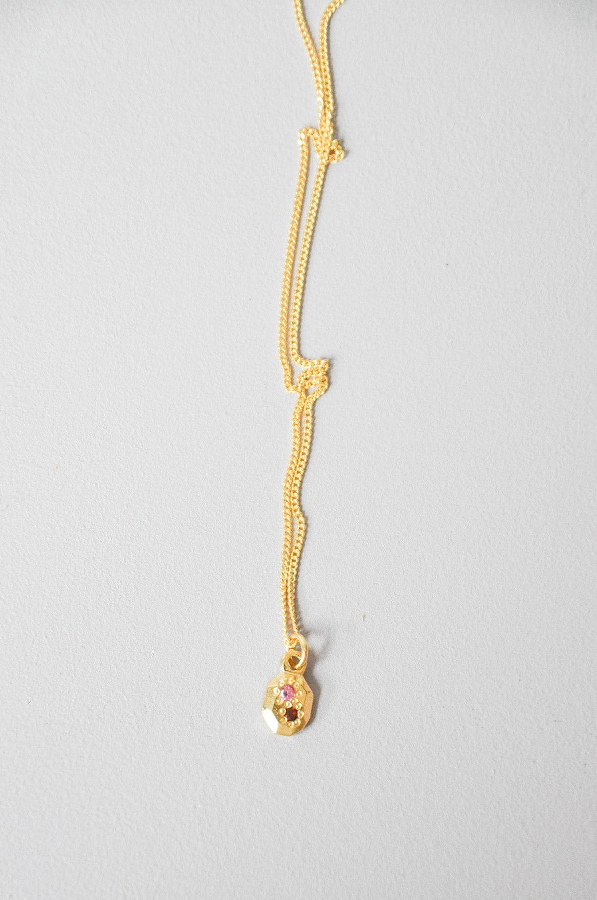 Speckled Necklace in Garnet & Gold