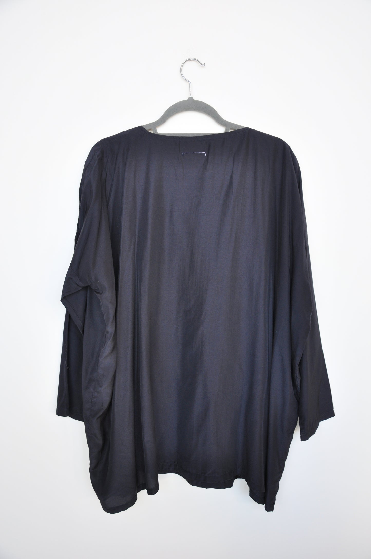 Otsu Silk Top - navy