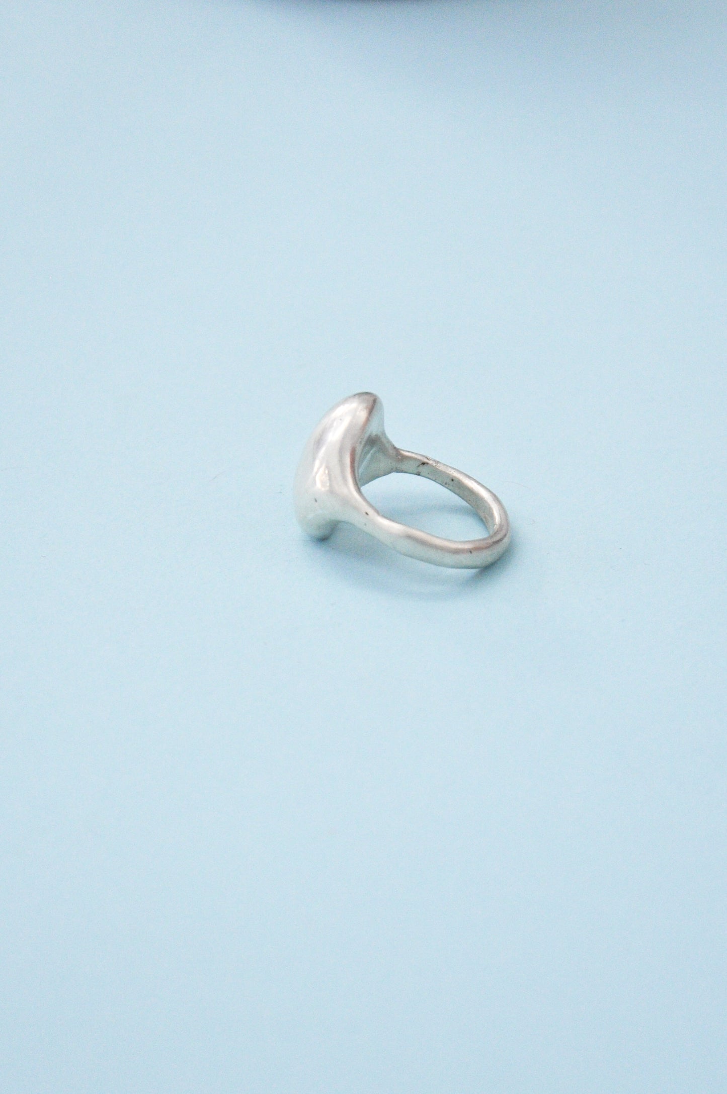 Egg Ring in Silver