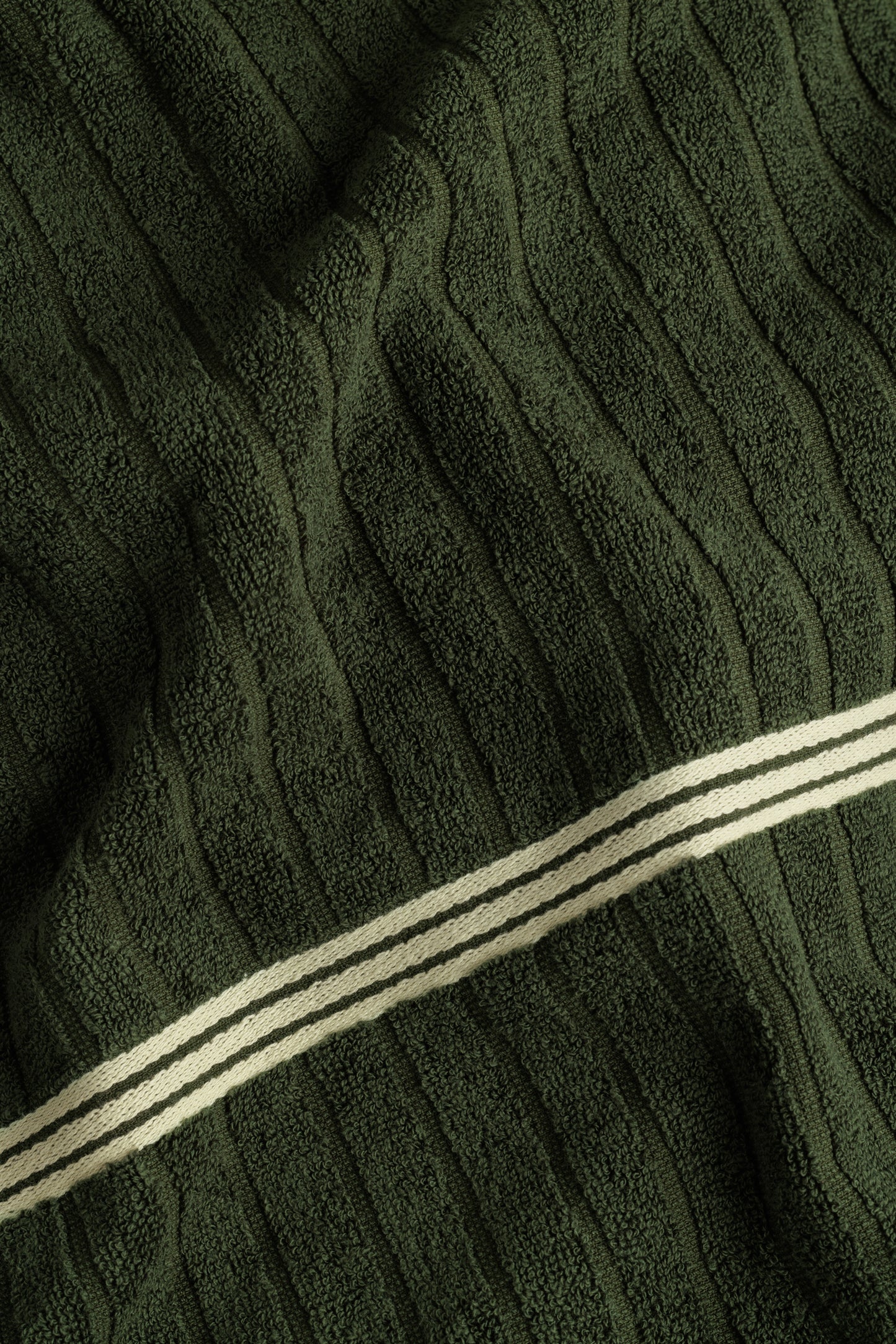 Emerald Hand Towel in Moss