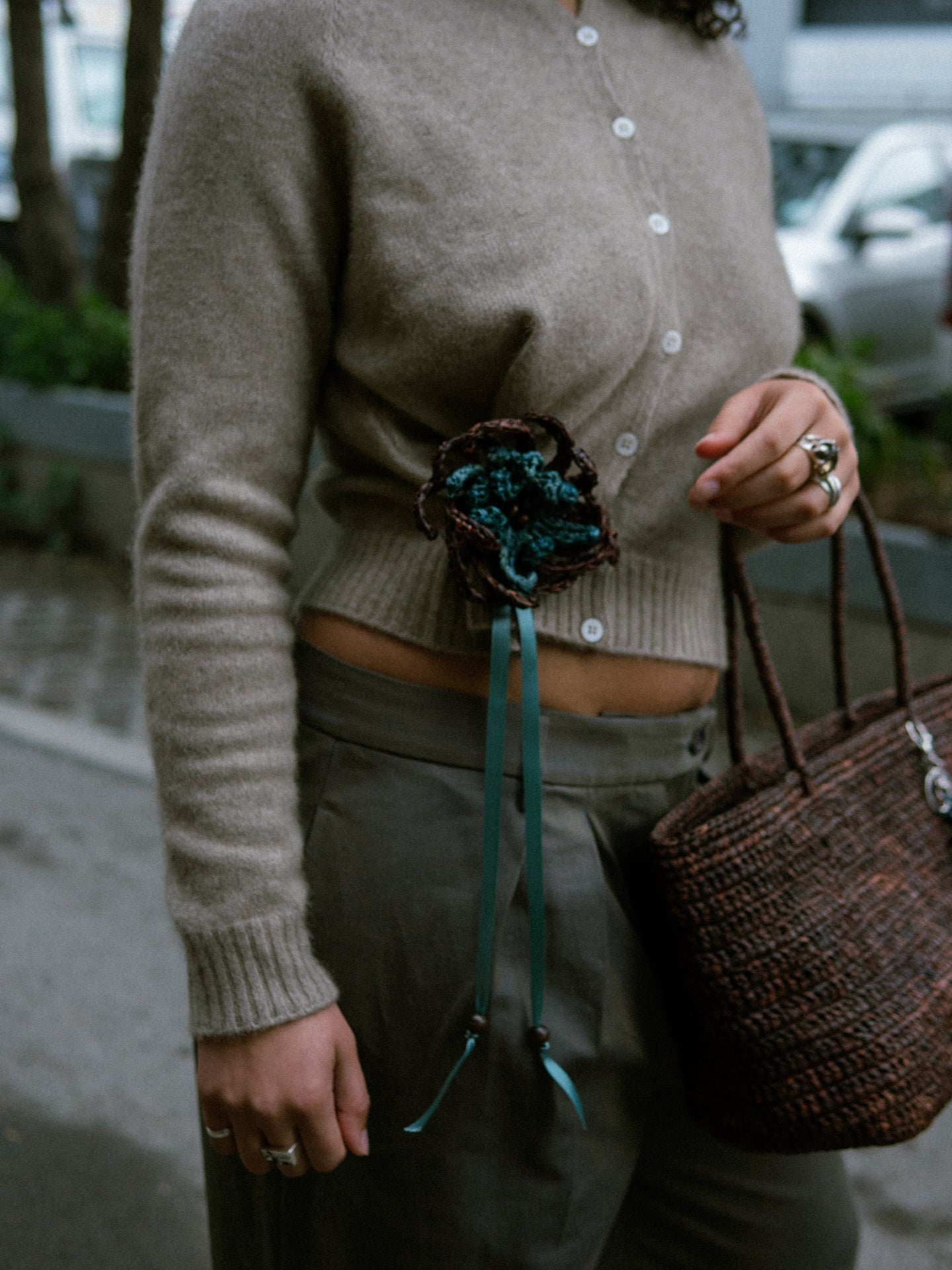 Bloom Pin in Mid Brown & Aqua 4
