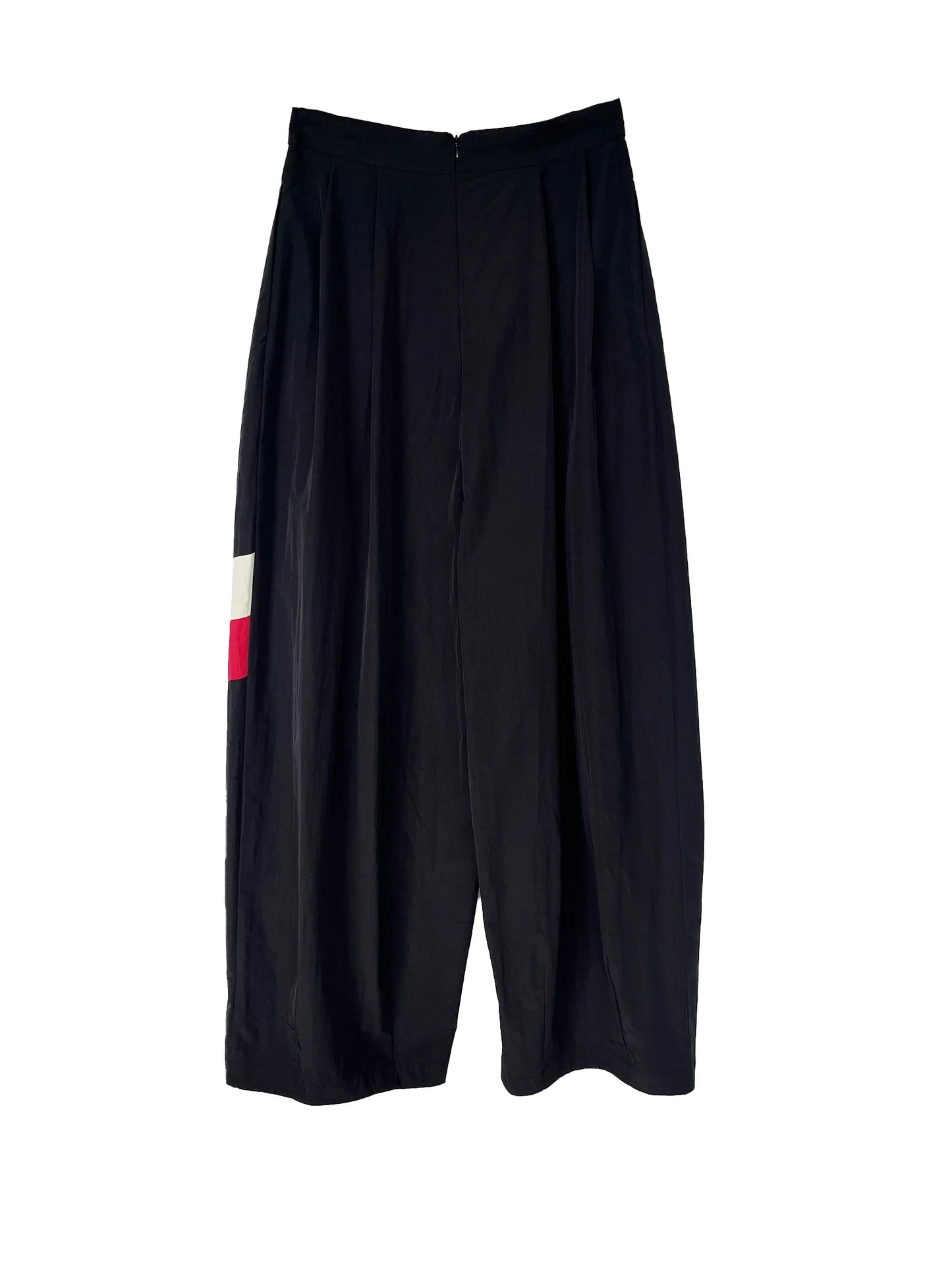 Leisure Pants in Black with Contrast Stripe