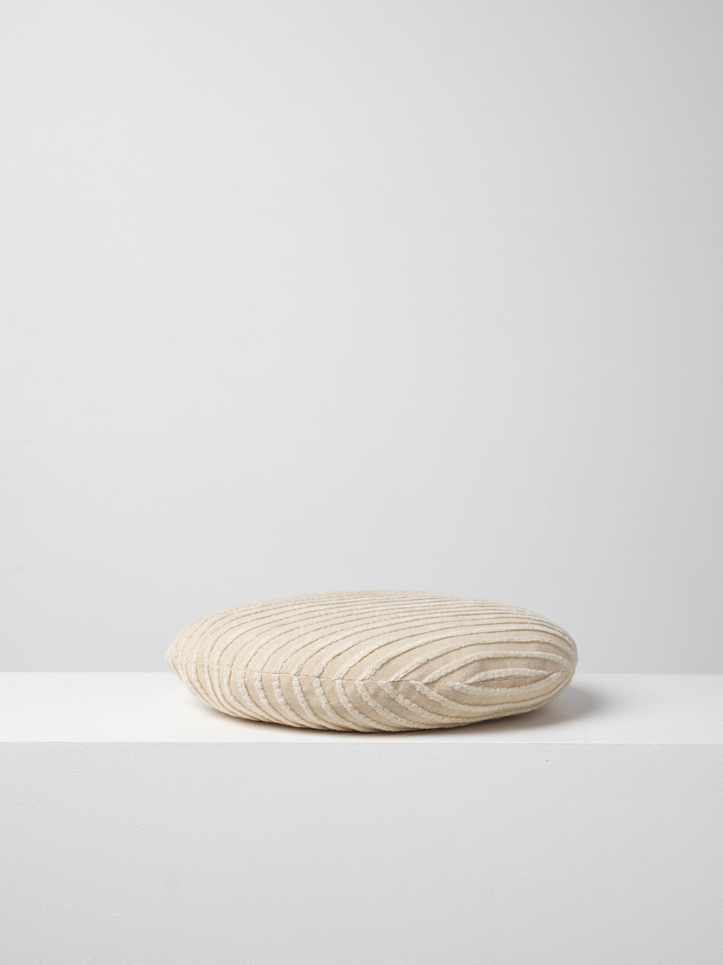 Disc Cushion in French Vanilla