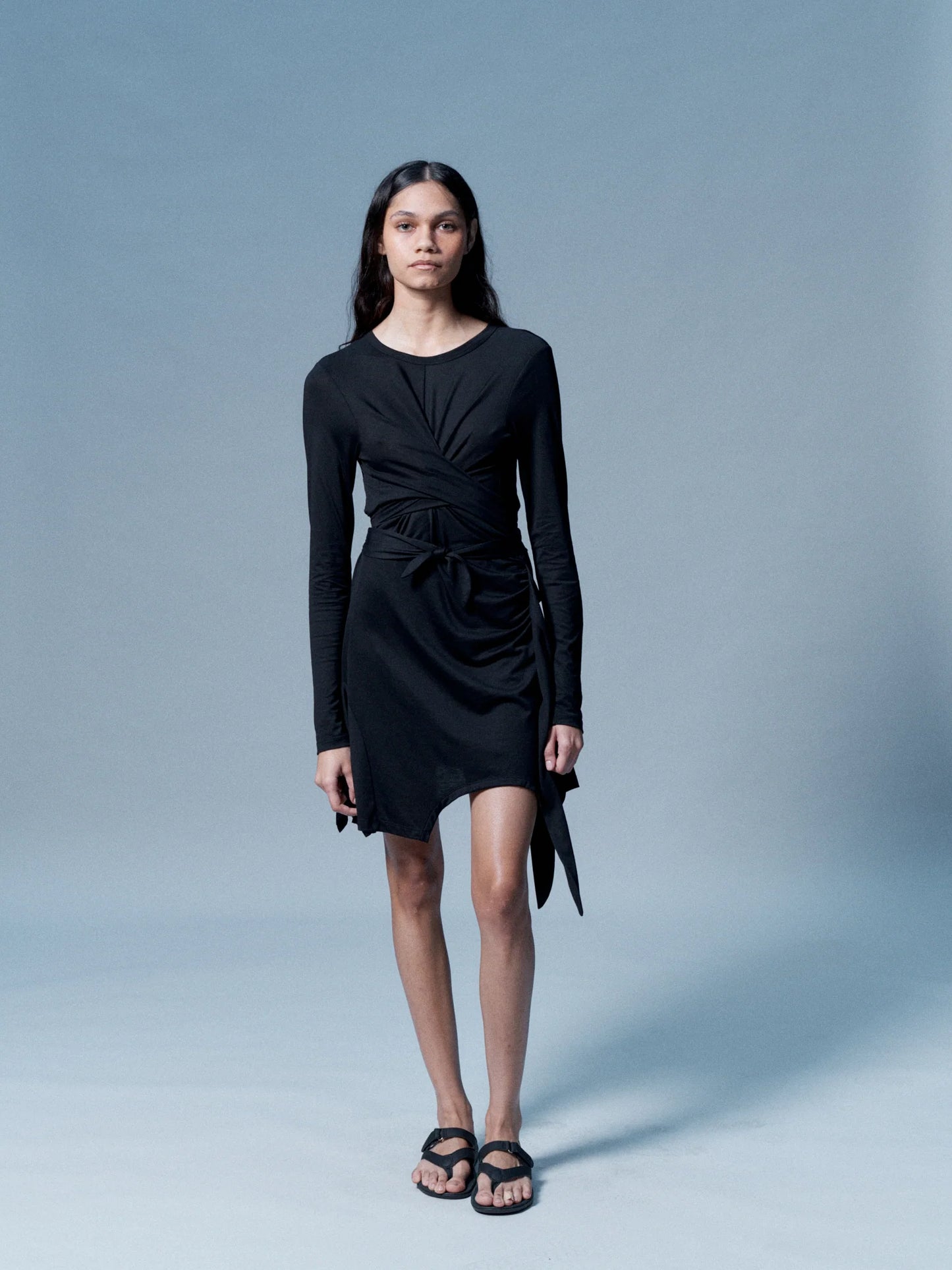 L/S Tie-Up Dress in Black