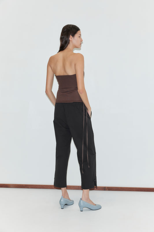 Capri Pant in Black