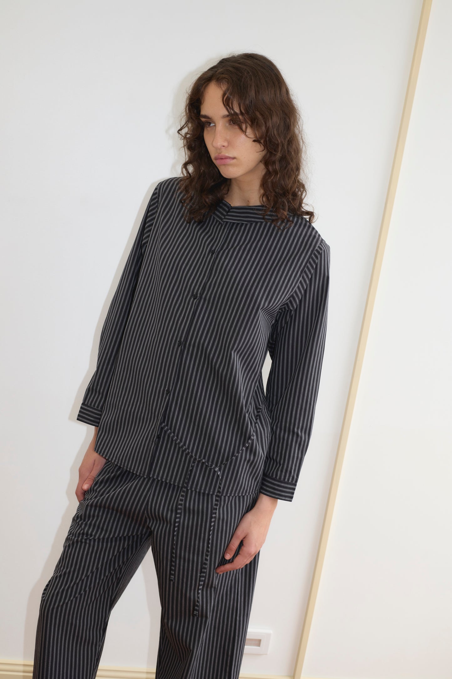 Left Shirt in Mono Stripe