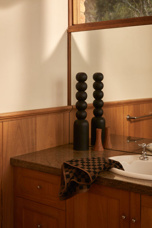 Josephine Hand Towel in Tabac & Noir