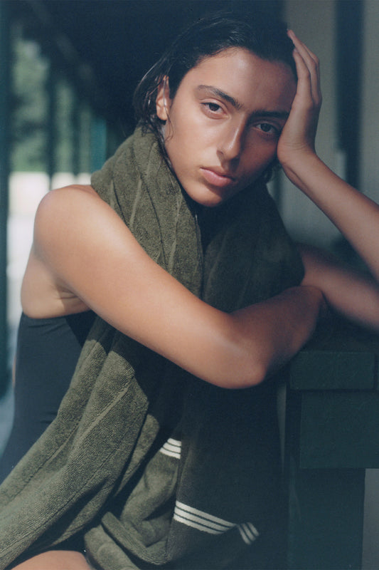 St Bathans Bath Towel in Moss