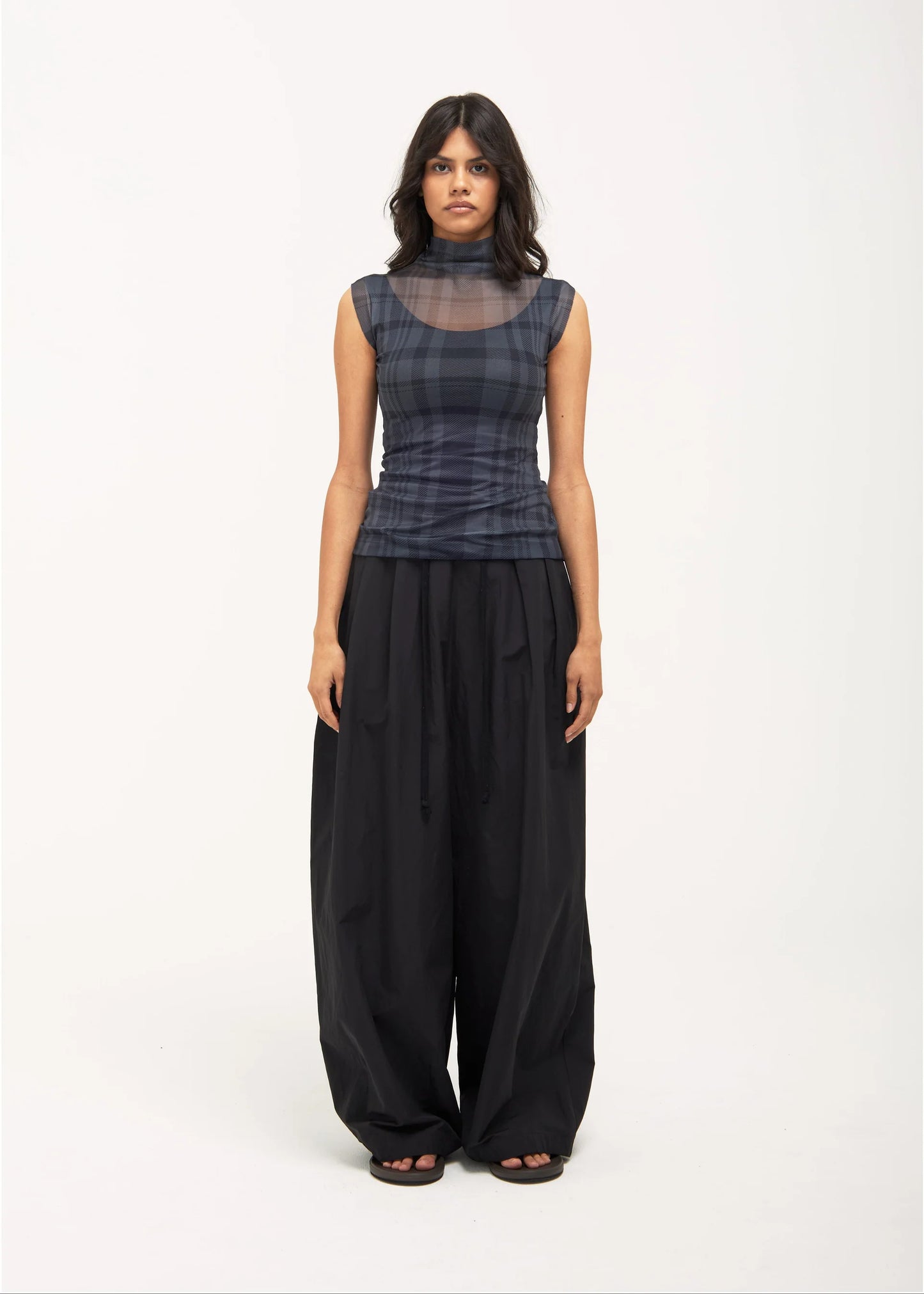 Balloon Pant in Black Contrast
