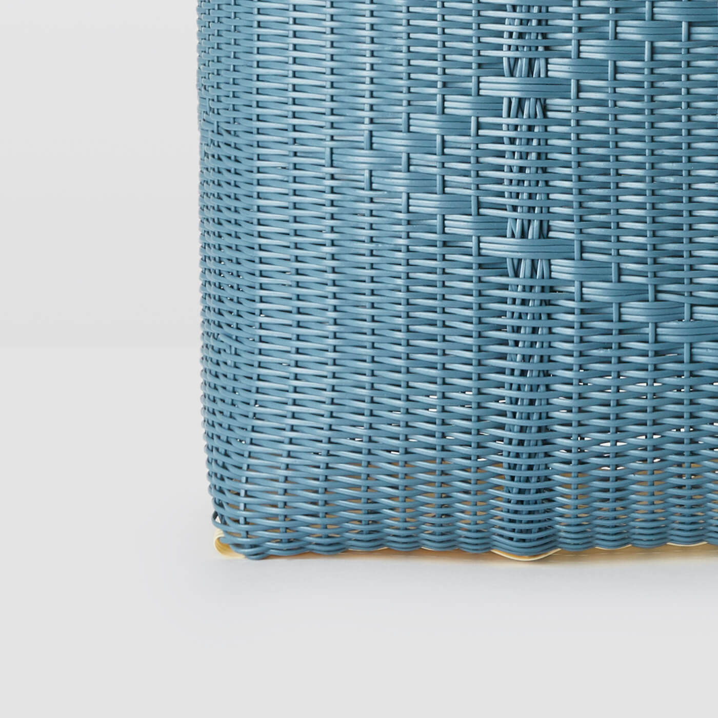 Basket Tote Large in Paloblue