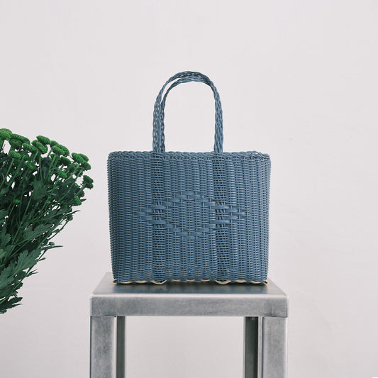 Basket Tote Small in Paloblue