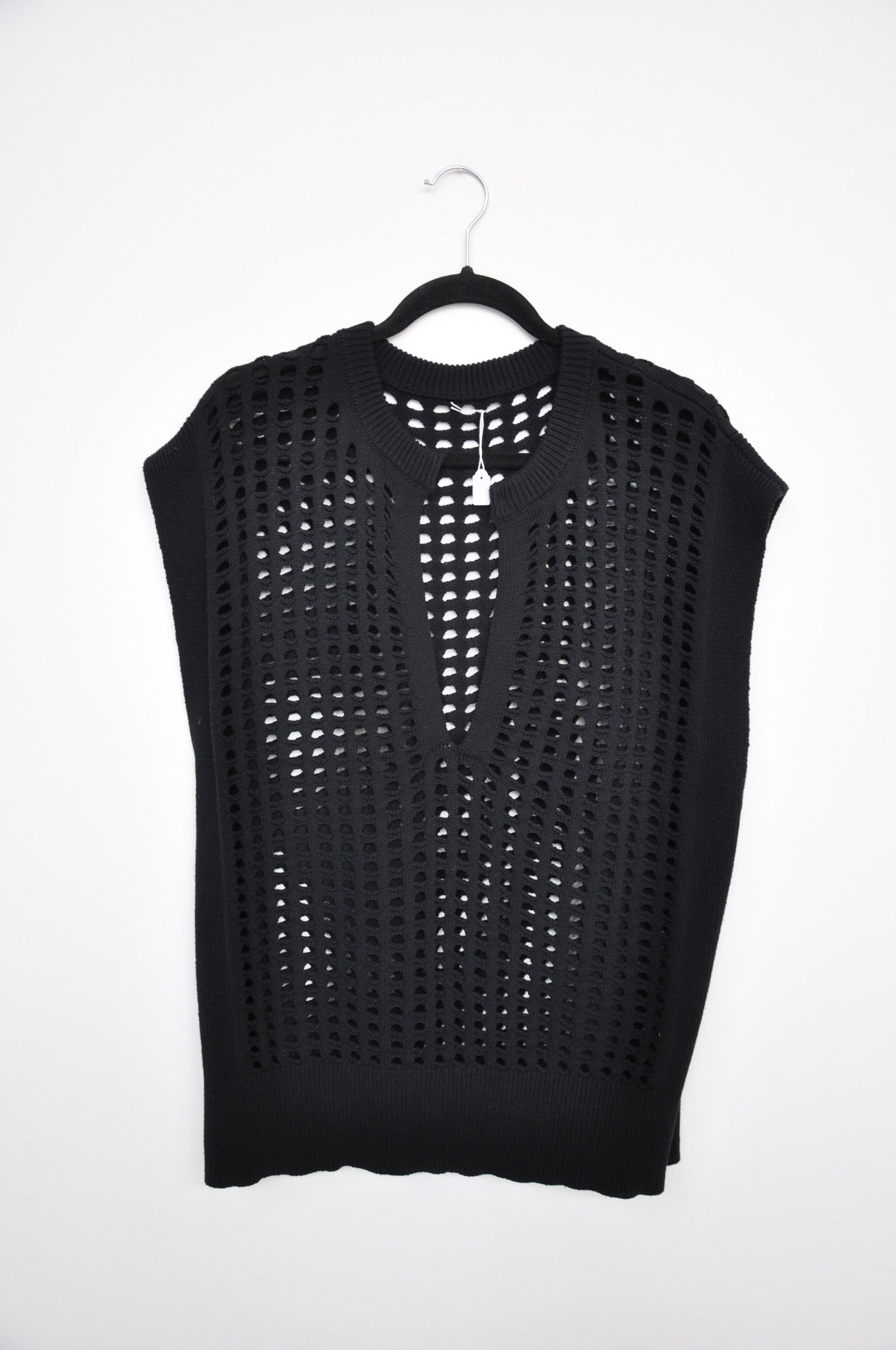 Sense of Place Mesh Knit Vest - Black