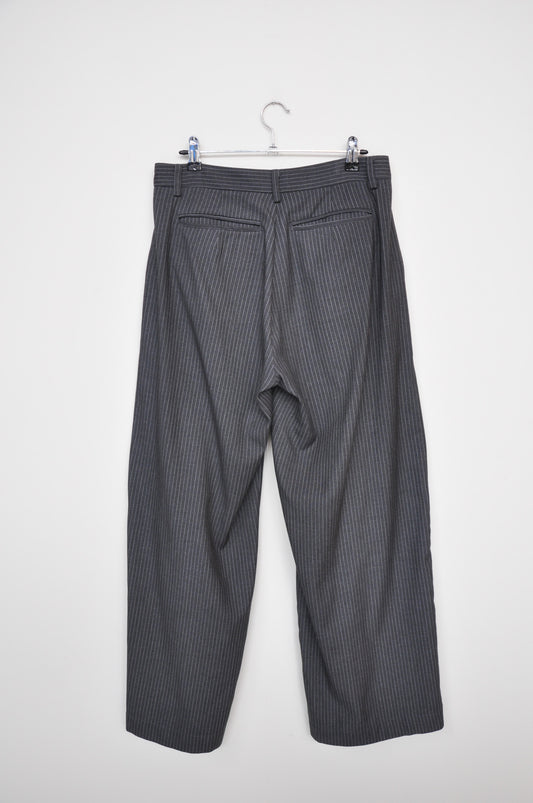 Arthur Tailored Trousers - Grey / Pinstripe
