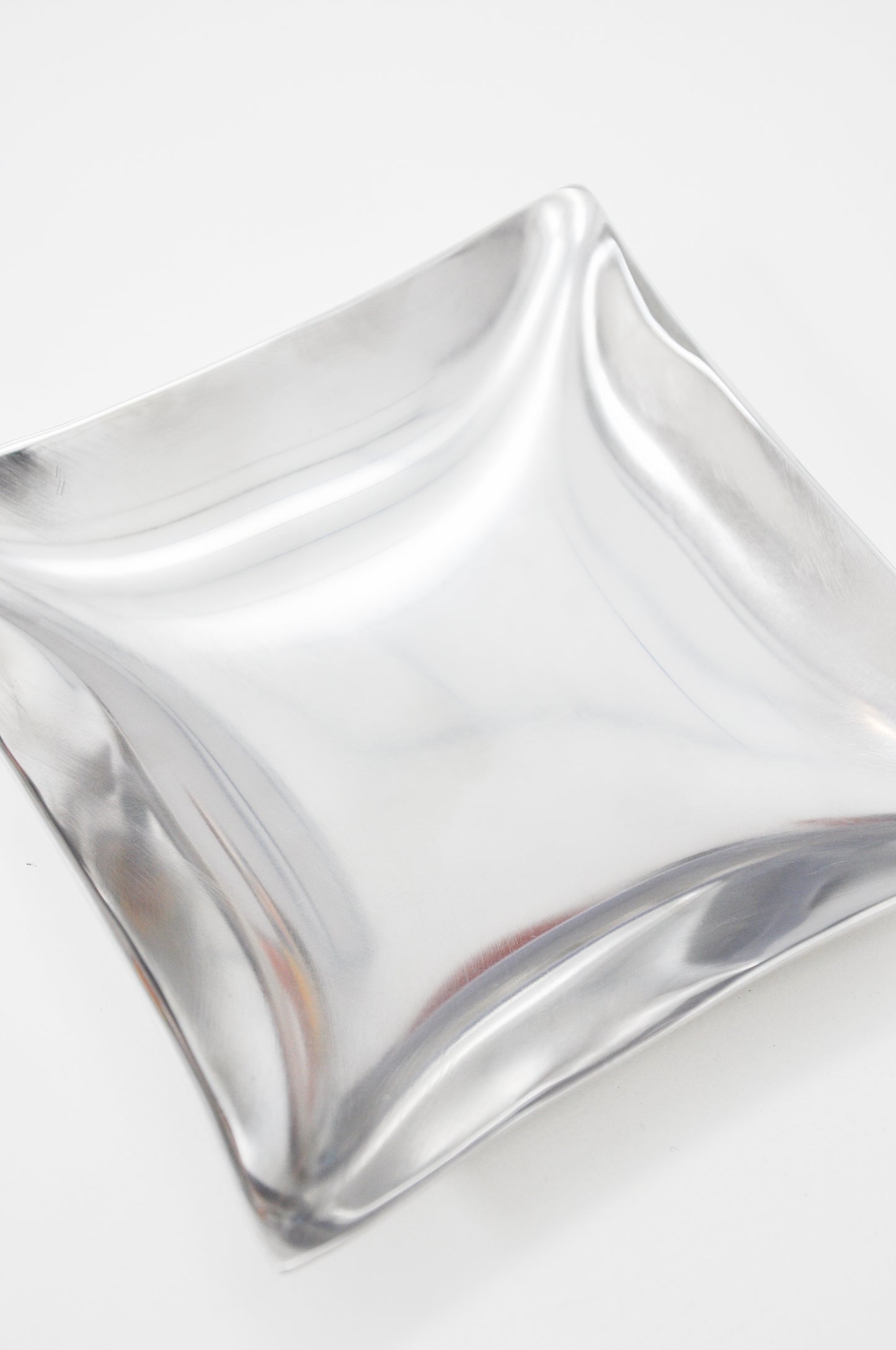 Polished Stainless Steel Hydroform Tray