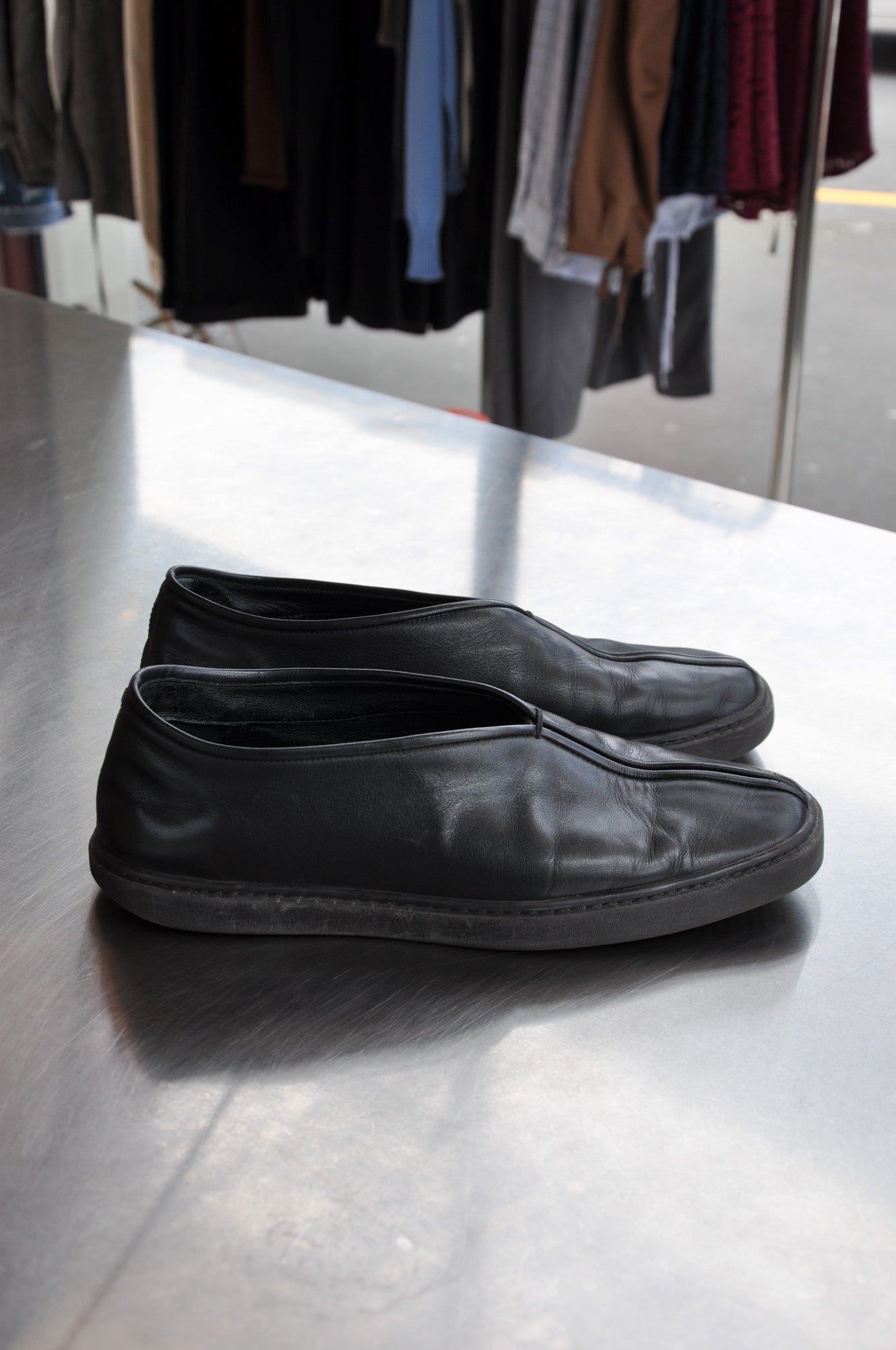 Lemaire Piped Leather Slip-on Loafters - Black