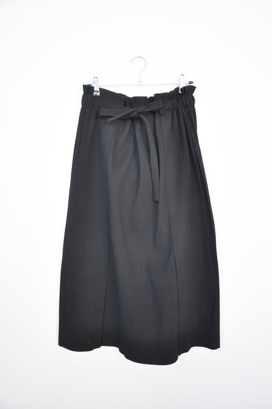 Issey Miyake, ME Pleated Skirt - Black