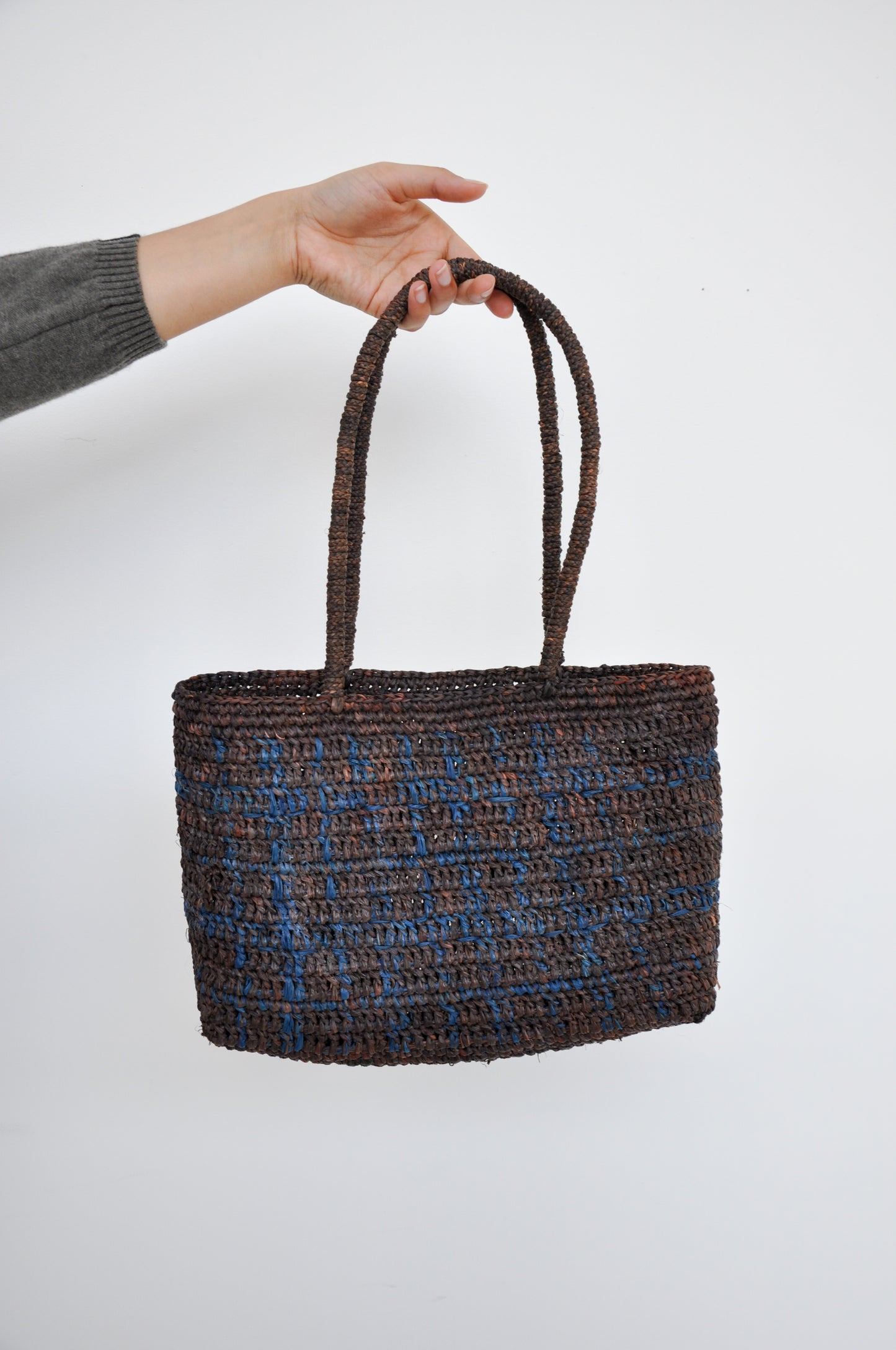 Faded Tartan Classic Tote With Charm in Mid Brown