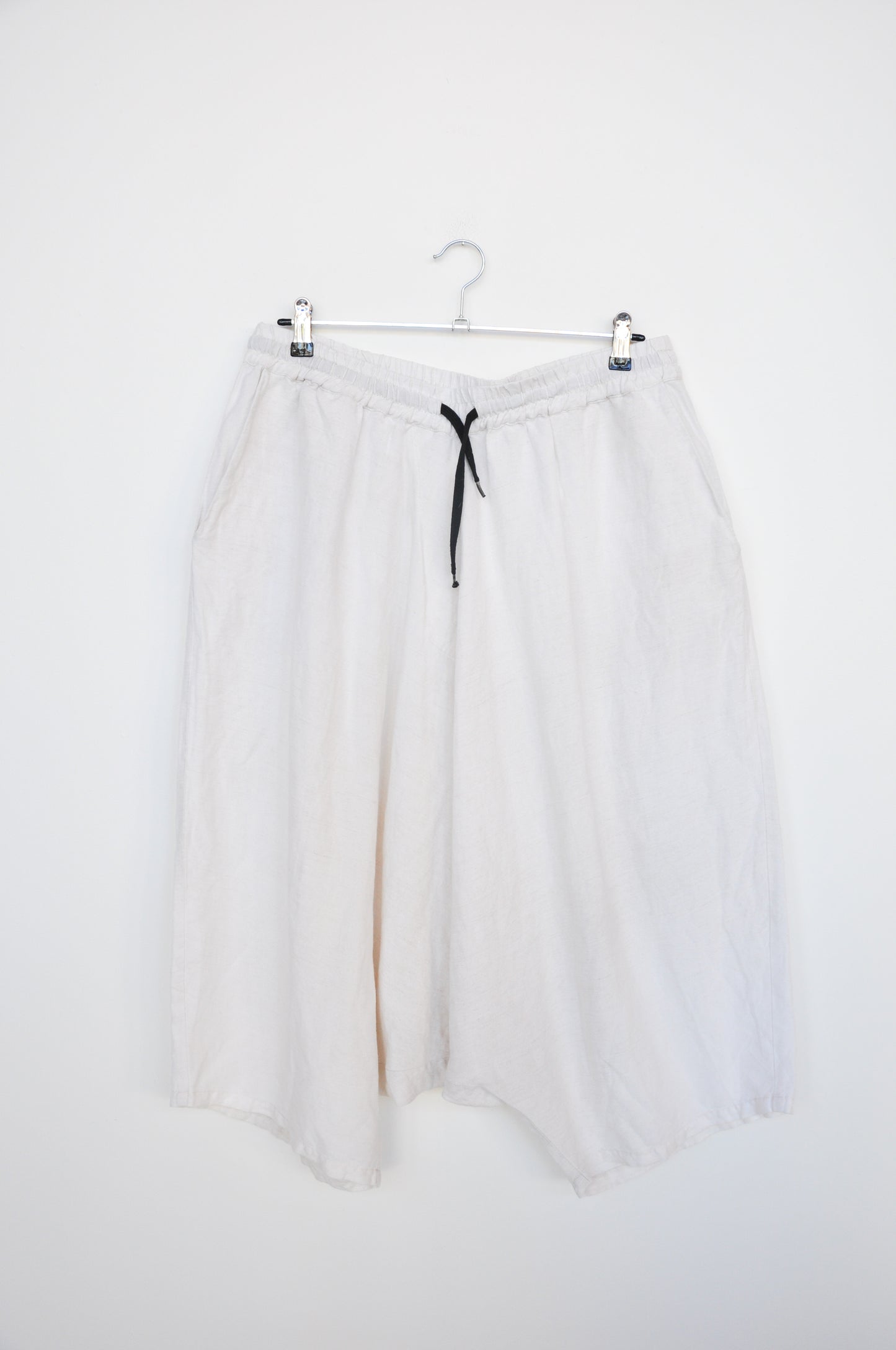 Salasai Drop Crotch Shorts - white