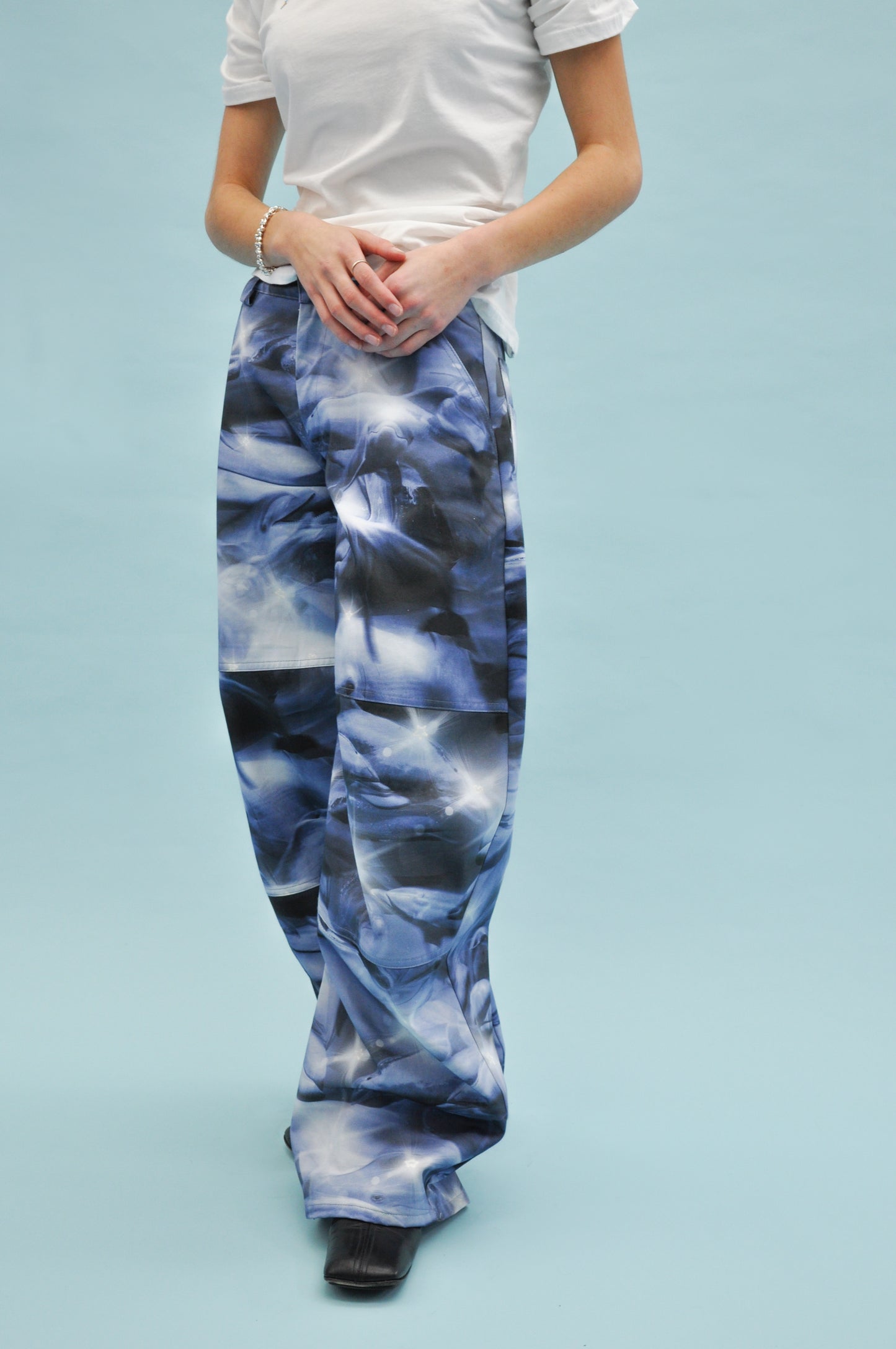 Stomp Pant in Navy Dolphin