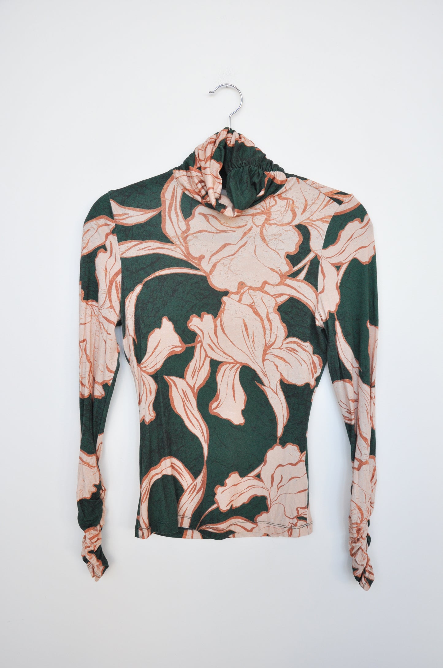 Husk Turtleneck Top - green/pink/brown