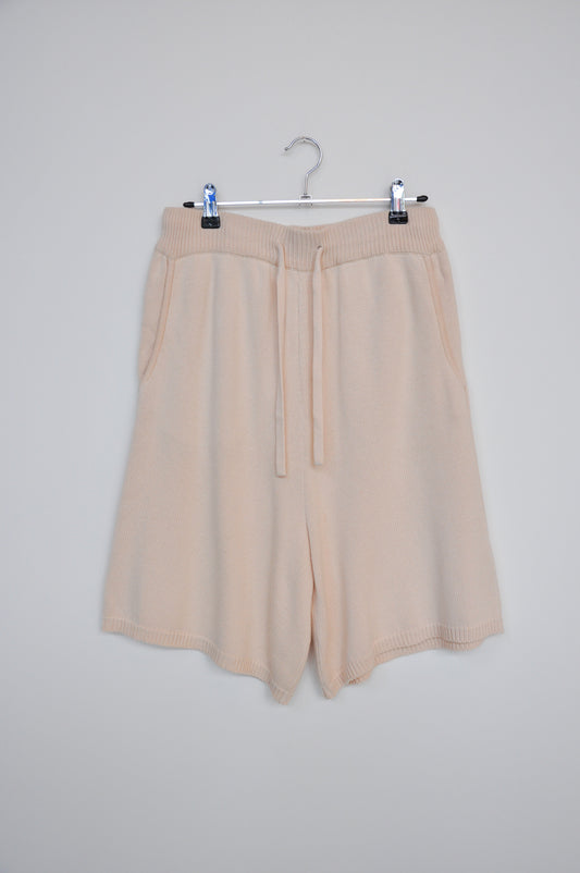 Kowtow Shorts - cream