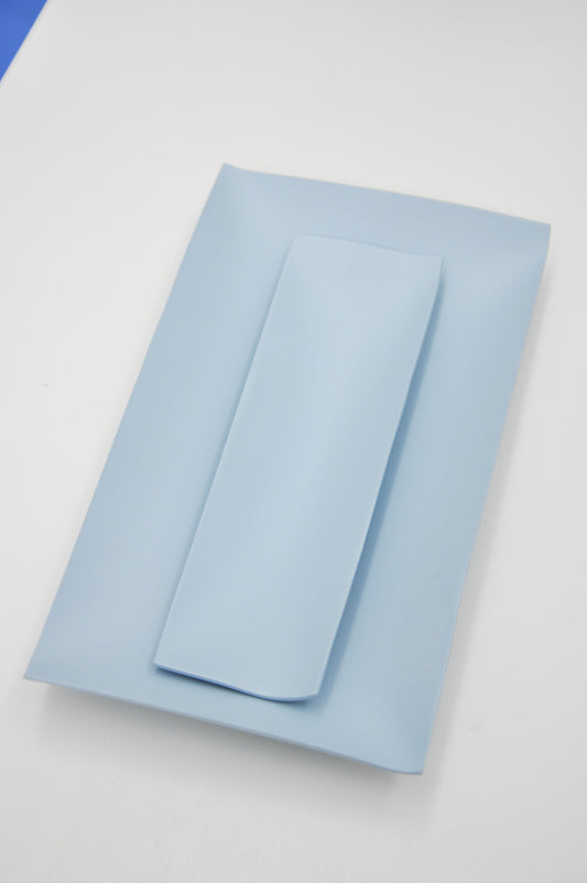 Hydroform Tray Medium in Baby Blue