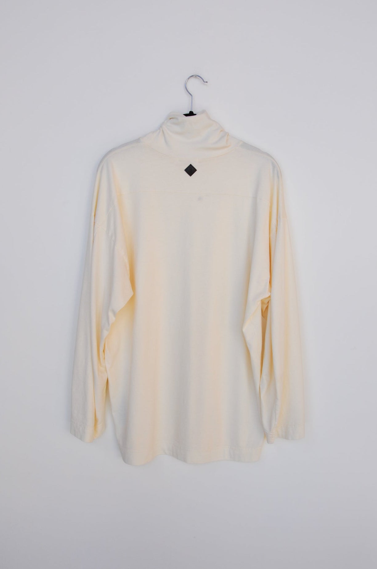 Haikure Highneck Long-Sleeve - Cream