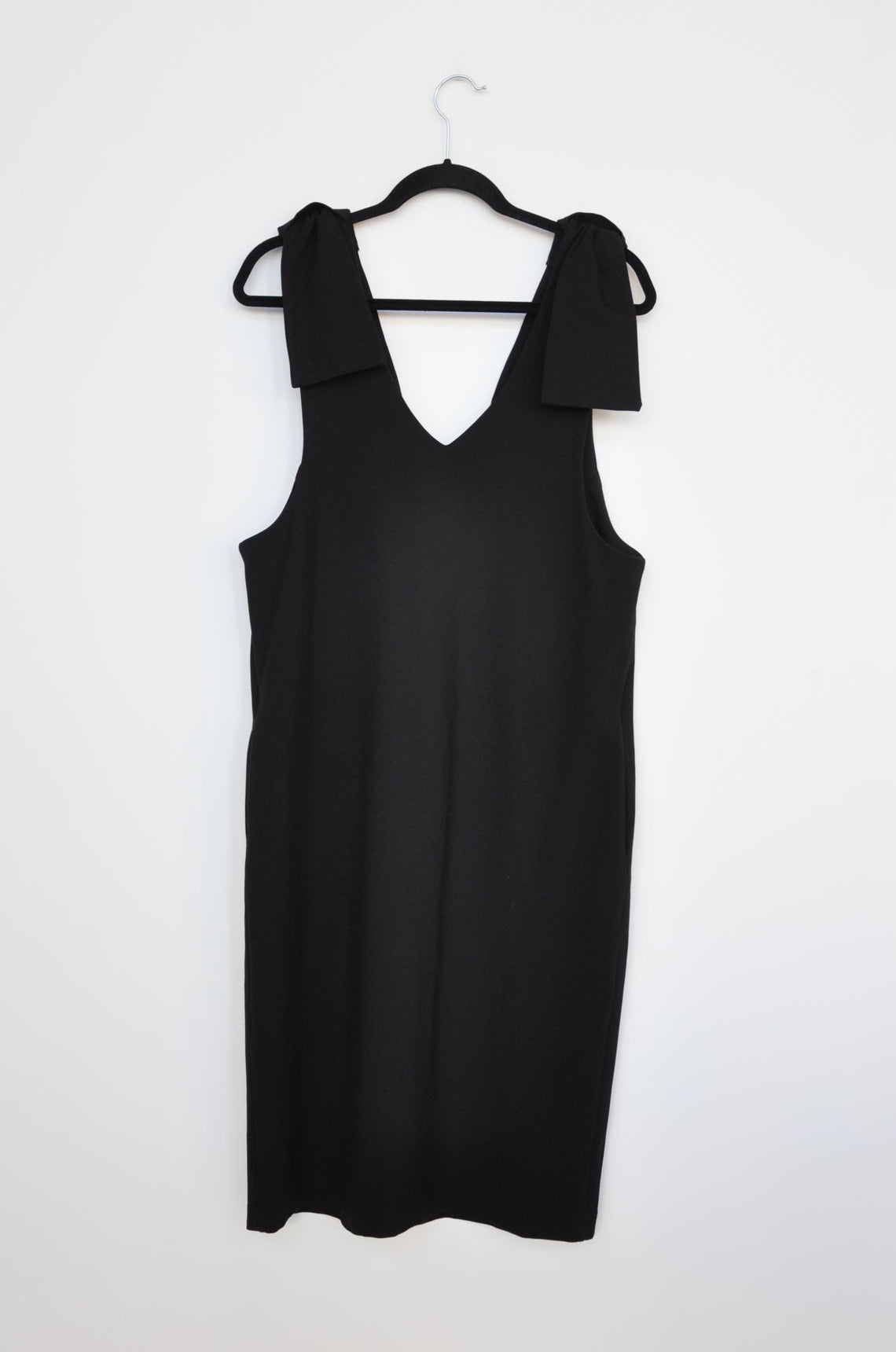 LUC Bow Dress - Black