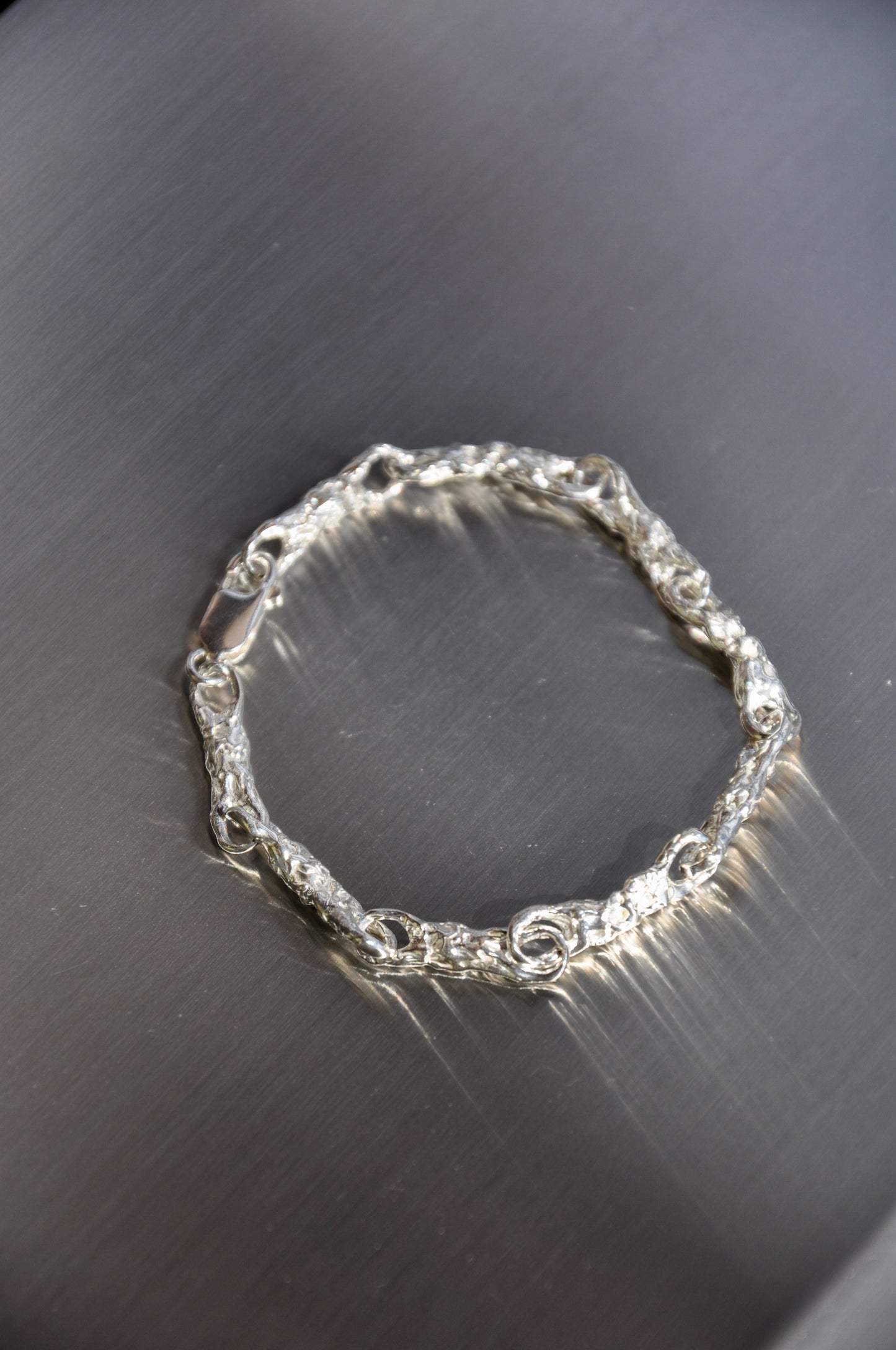 Sculpted Chain Bracelet in Silver