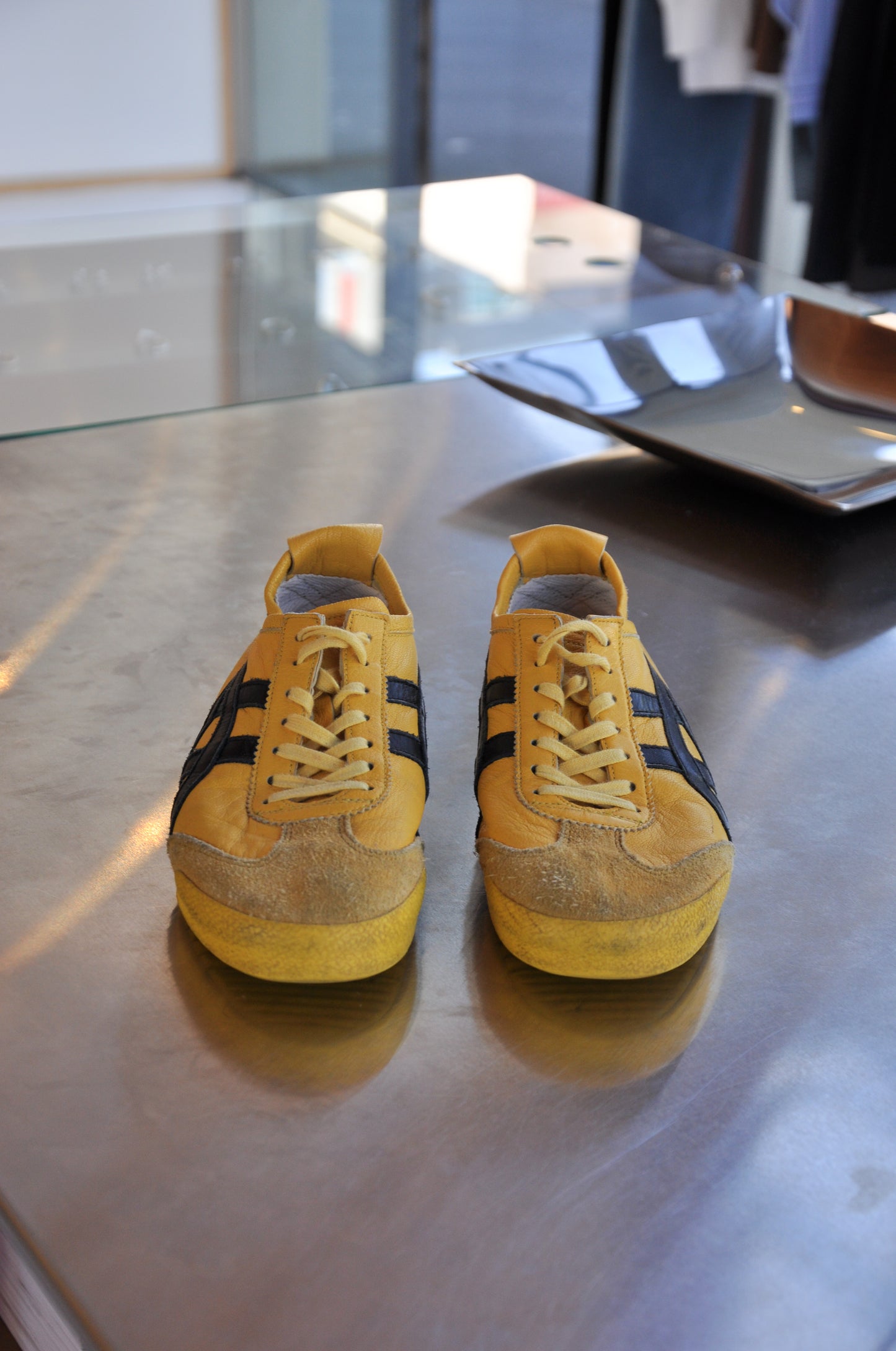 Tiger Onitsuka Shoes - yellow/black