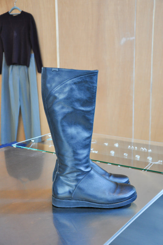 Camper Boots - Black