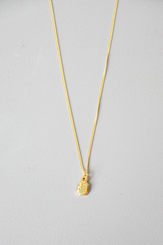 Speckled Necklace in Peridot & Gold