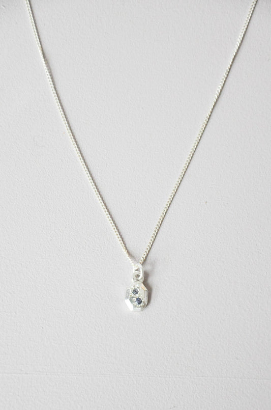 Speckled Necklace in Iolite & Silver