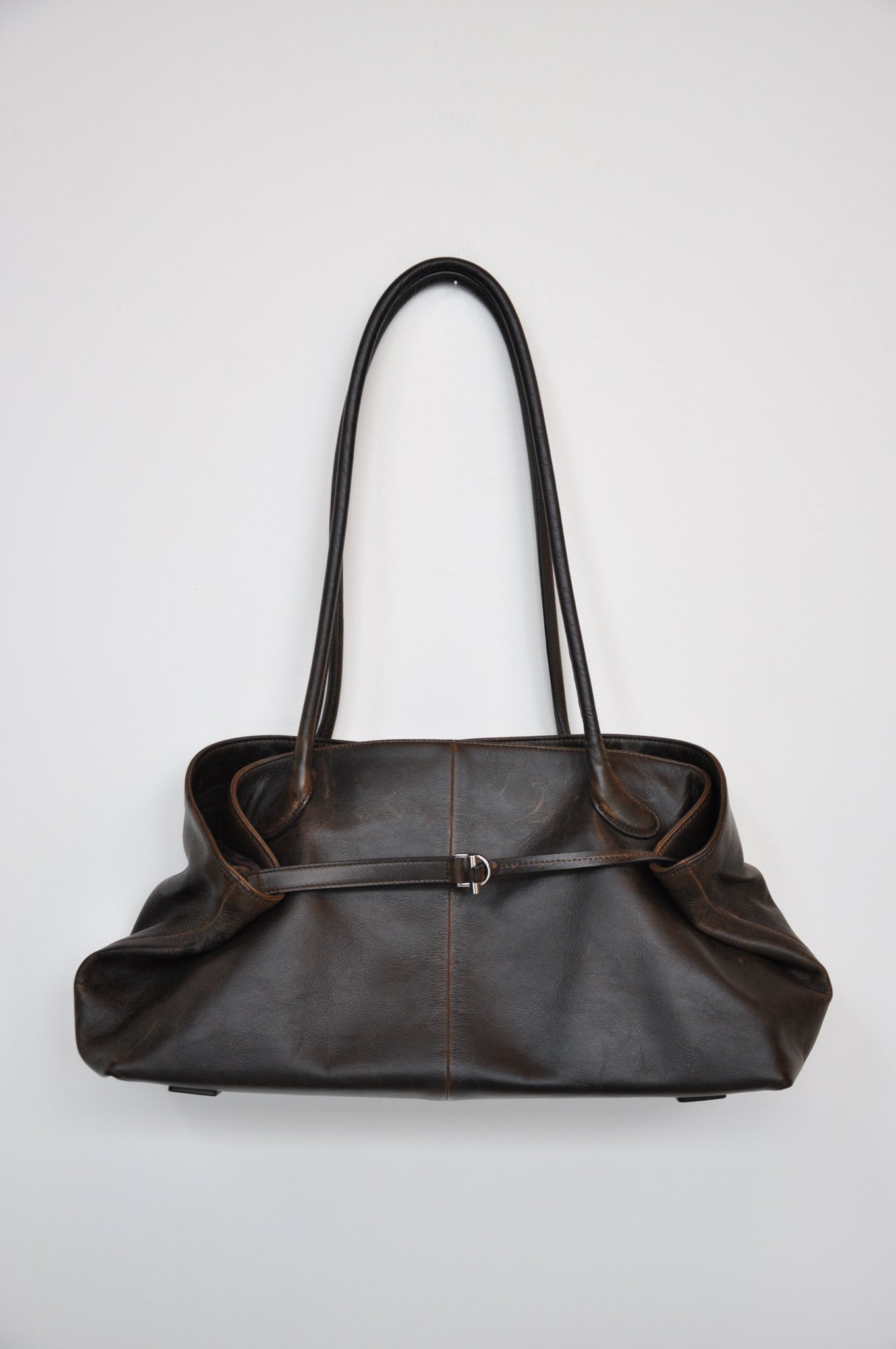 Low Classic Haricot Bag - Brown leather