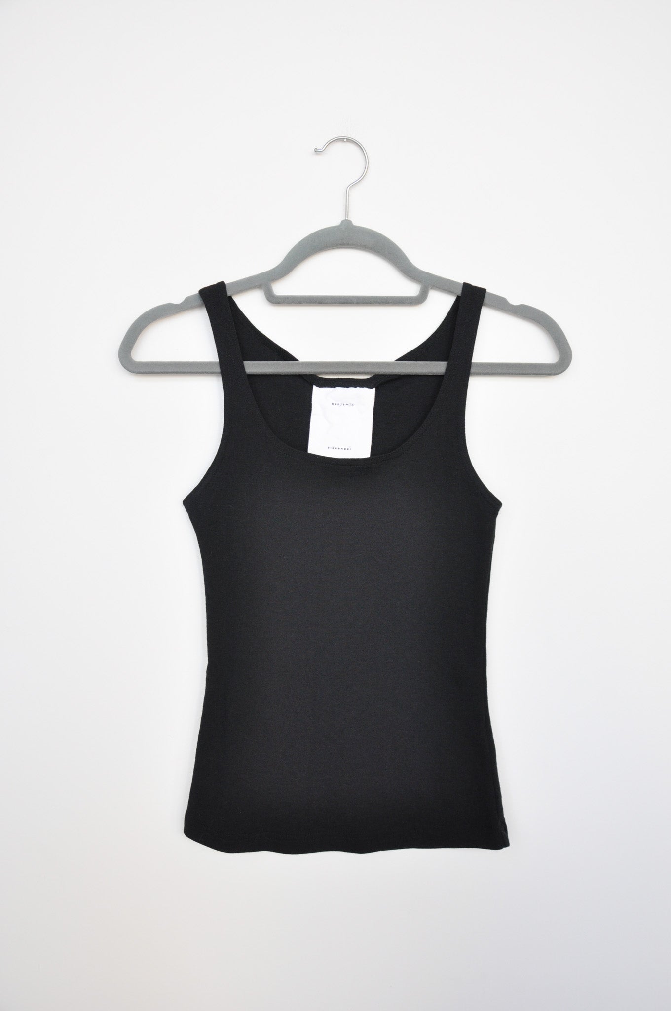 Benjamin Alexander Singlet - Black