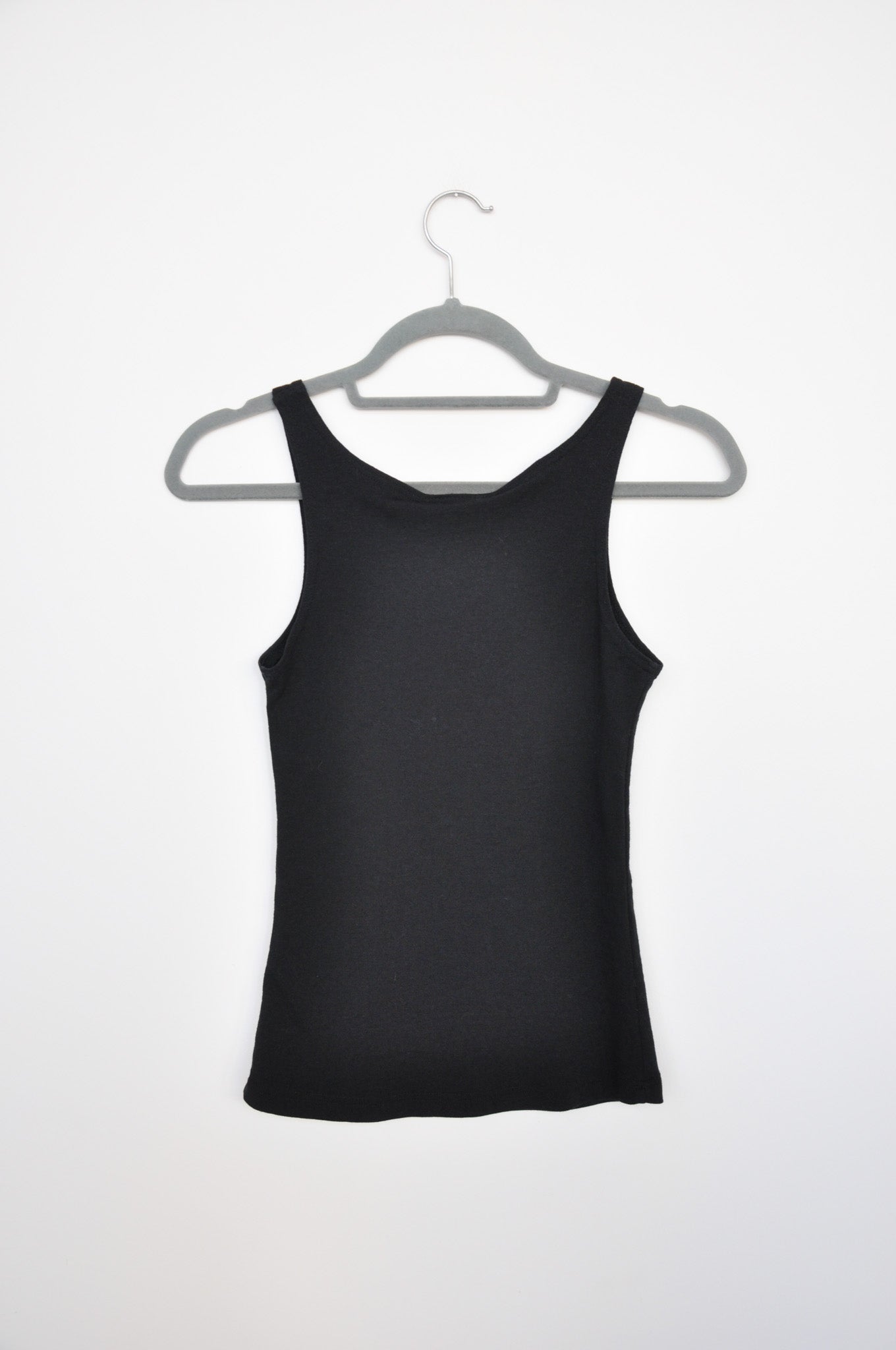Benjamin Alexander Singlet - Black