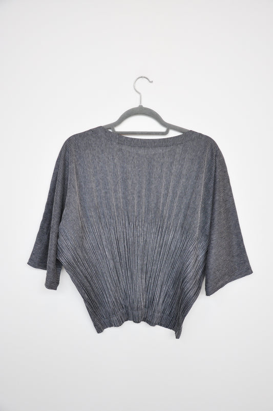 Pleats Please Top - black/white