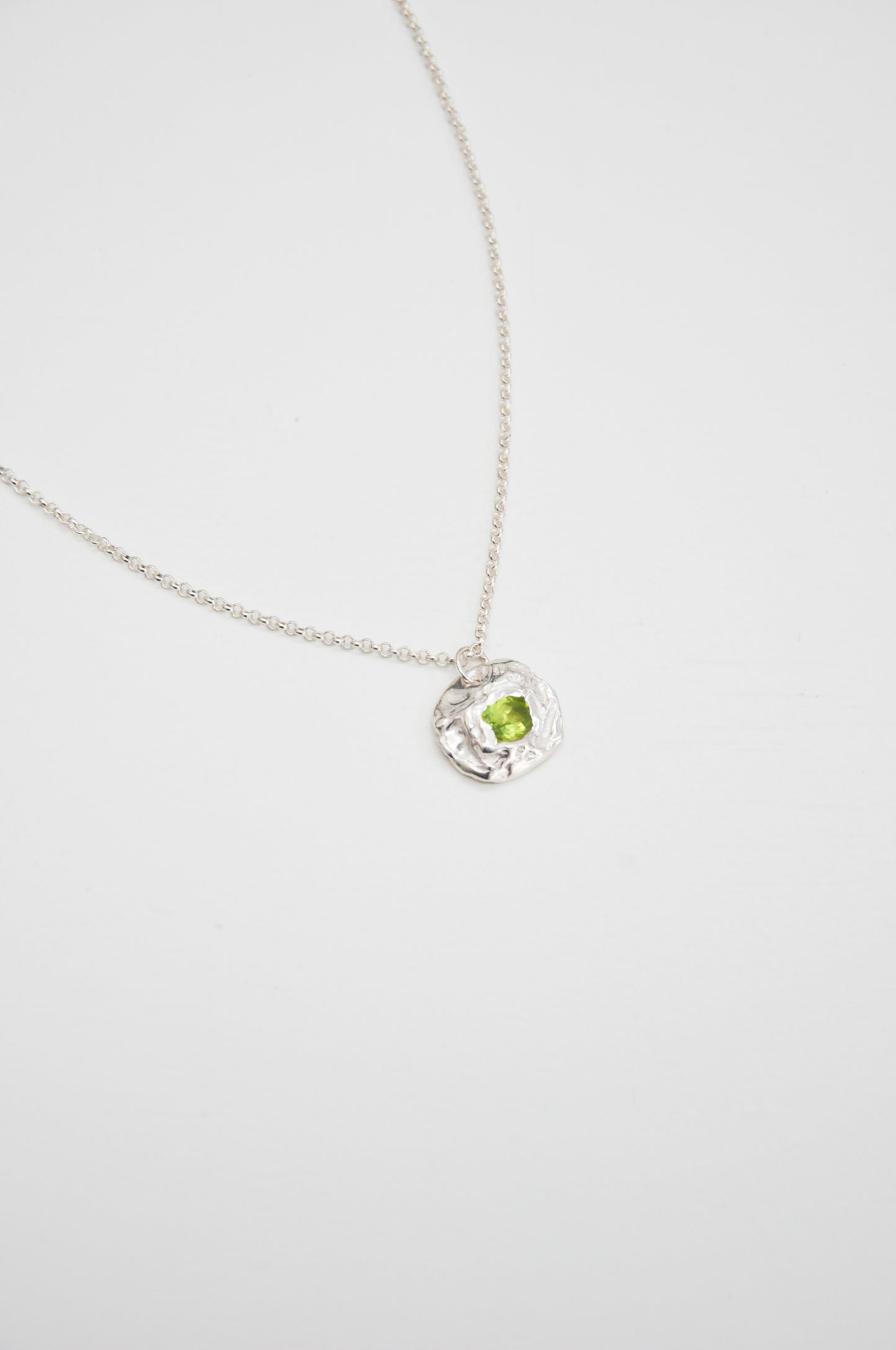 Illetes Silver Necklace in Peridot