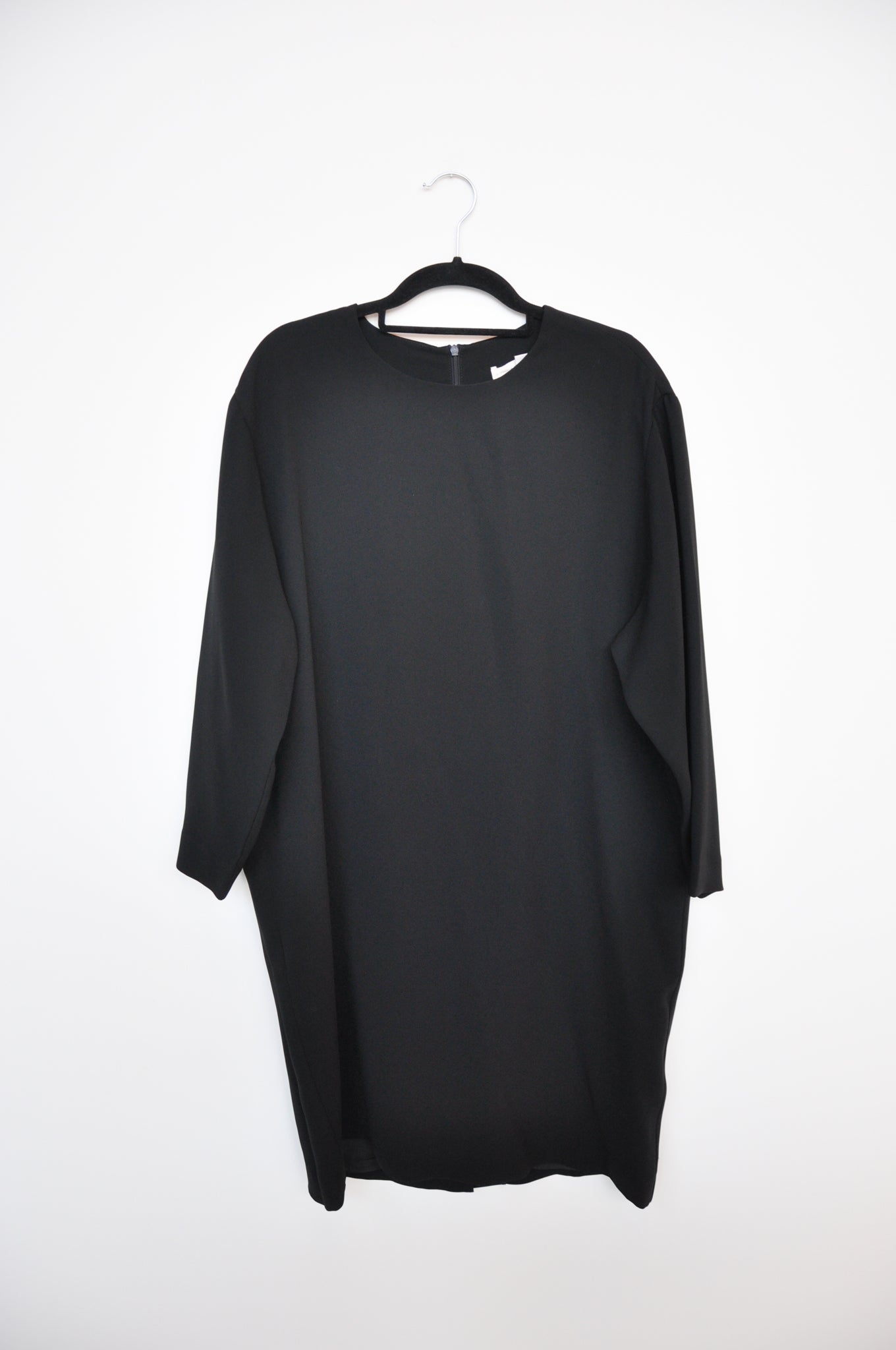 Juliette Hogan Shift Dress - Black