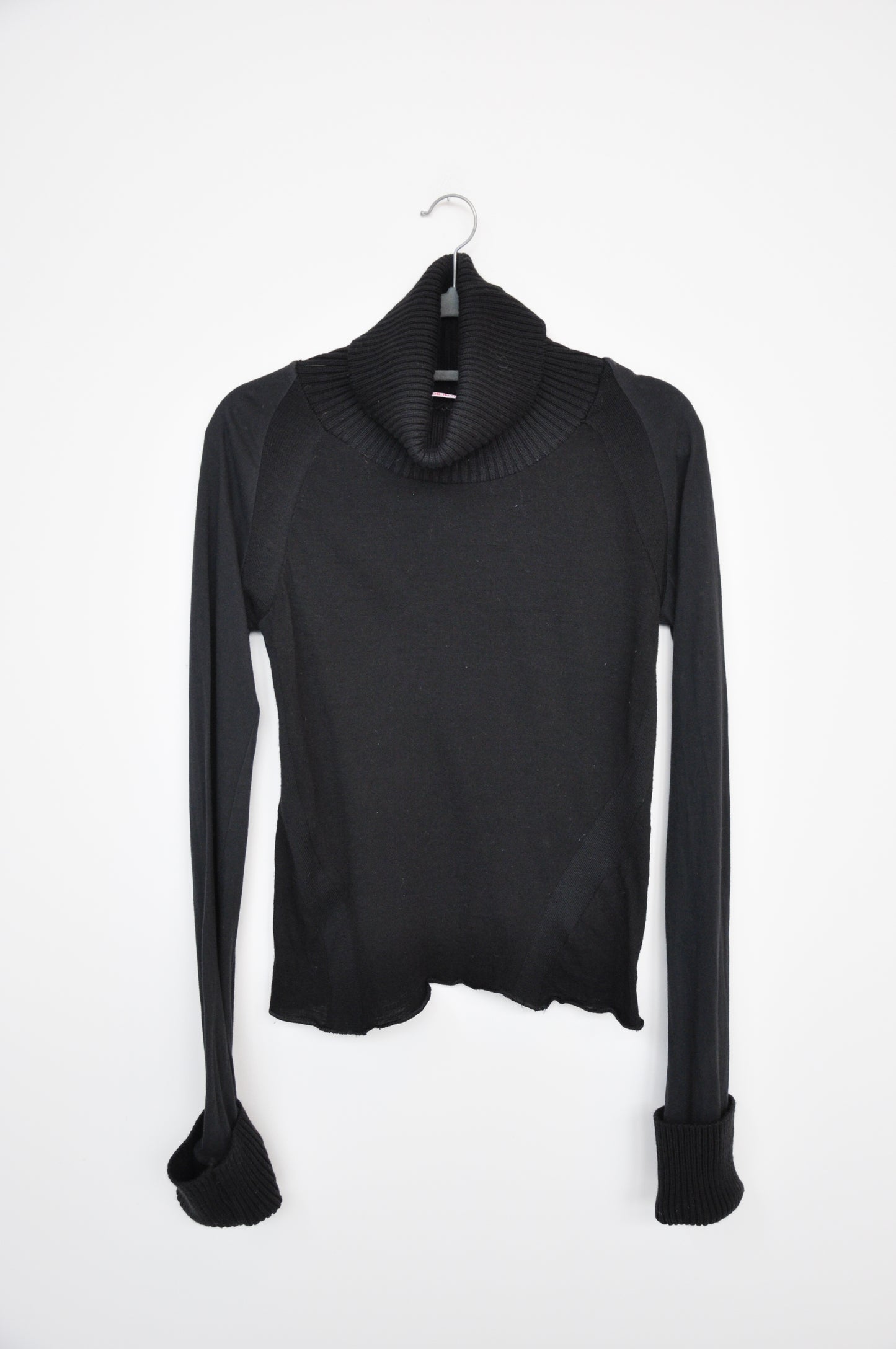 Nolita N.Y.C Turtleneck - black