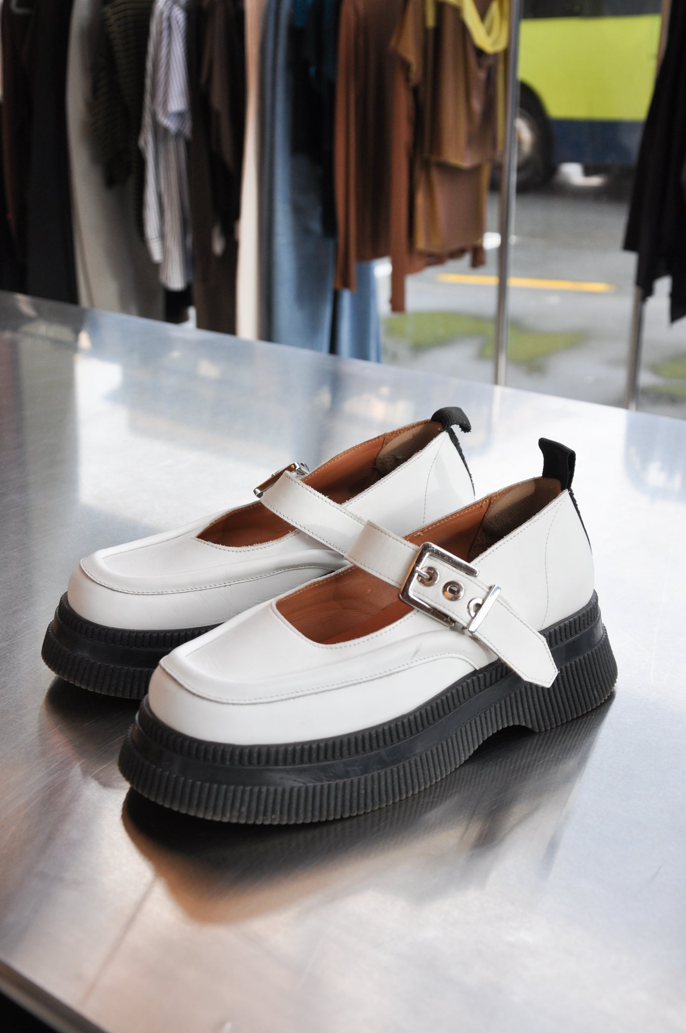 Ganni Creepers Mary Jane - white/black