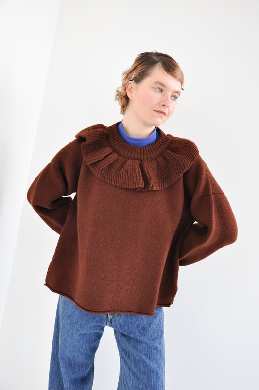 British Merino Wool Ruffle Jumper in Bordeaux