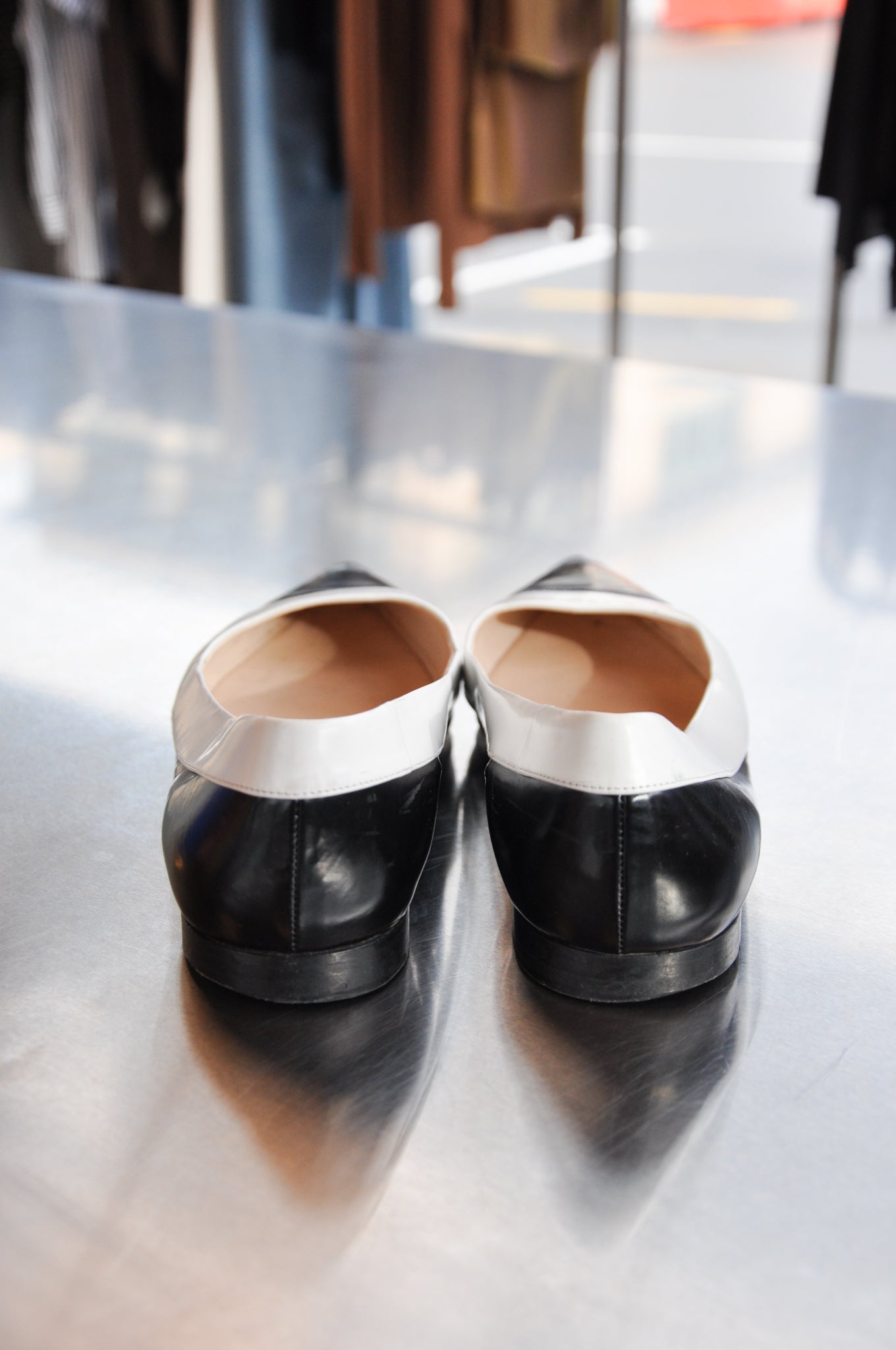 Prada Flats - black/white