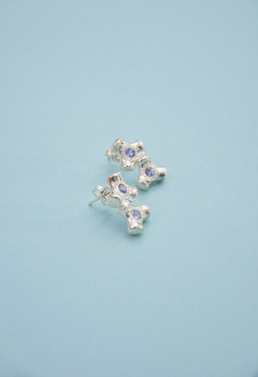 Double Knuckle Stud in Tanzanite