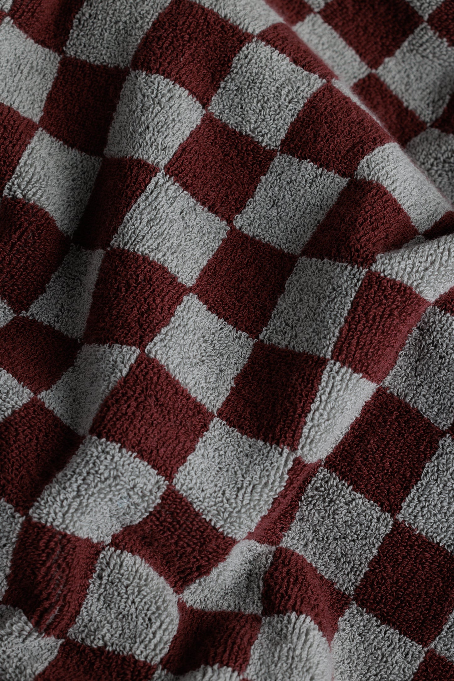 Roman Pool Towel in Cement & Rhus