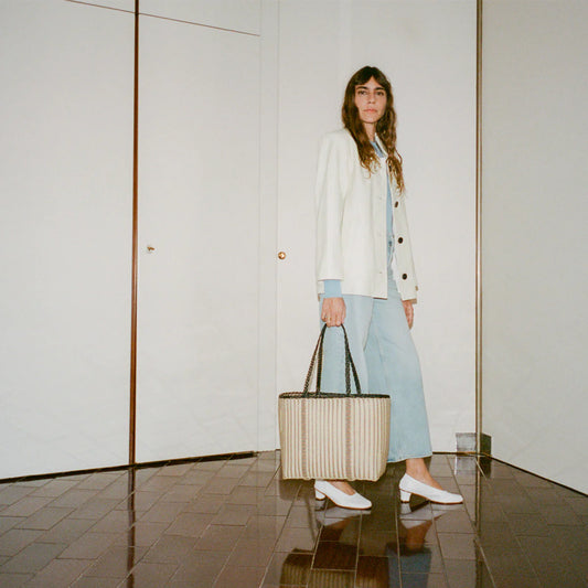 Edge Tote Medium in Black & Cream